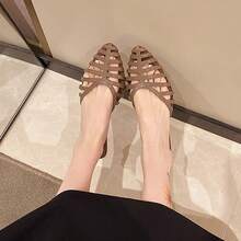 Zapatos de tacón para mujer Mules de tacón fino con punta afilada estilo media sandalia para mujer de Baotou. Novedad de verano. Sandalias versátiles de tacón alto. Sandalias de estilo romano. - Marrón - Ver 4