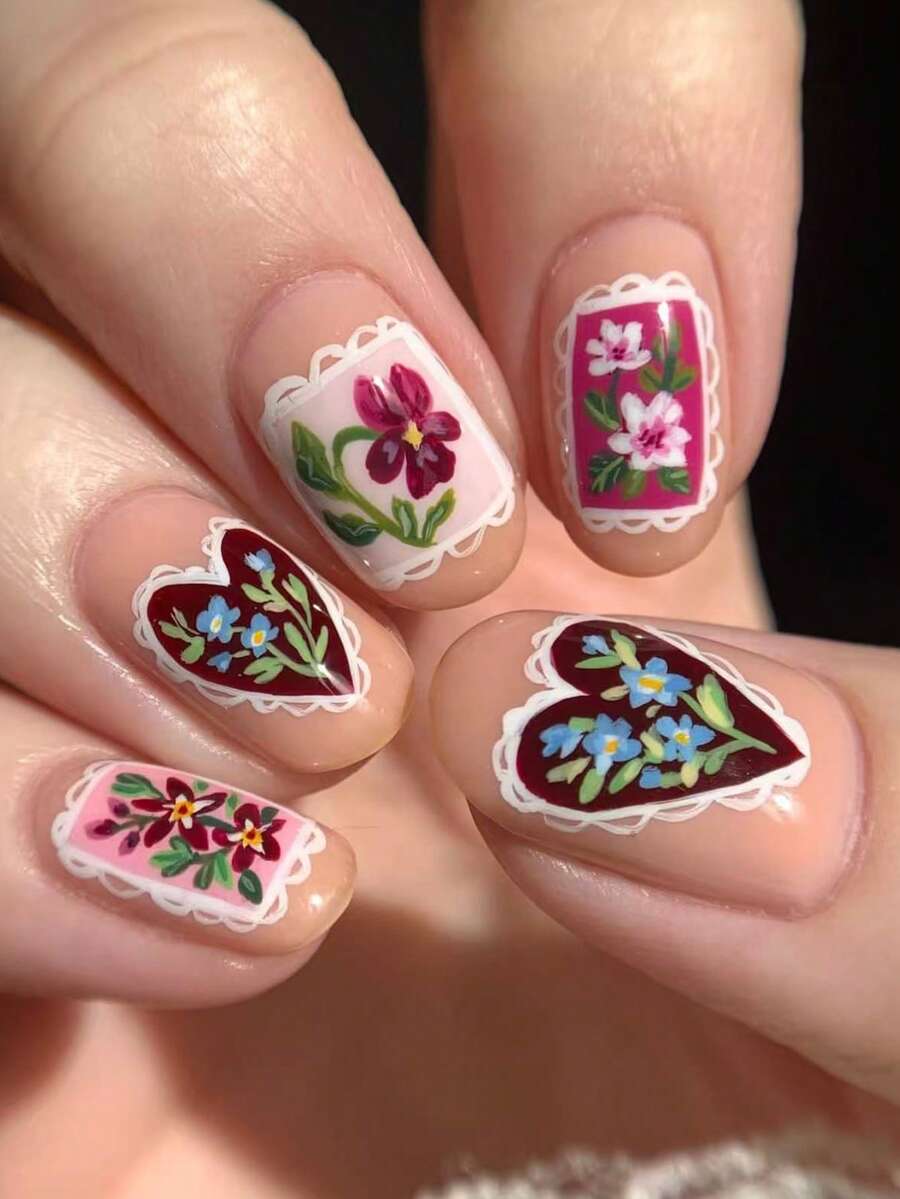 24片方形浮雕美甲贴纸，复古花框和心形图案，闪亮人造指甲，手绘花朵设计，适合女性日常佩戴和派对场合 - 彩色 - 查看 1