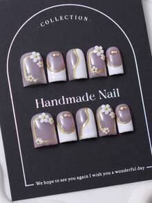 10片/套，欧式手工短款方形美甲贴片，Y2K白色，法式风格，3D立体花卉镶嵌，手绘线条设计，美甲装饰。包含1片果冻胶和1把指甲锉。适合日常佩戴，也适合科切拉音乐节等场合的造型，是美甲贴片和美甲护理的理想之选。 - 白色 - 查看 1