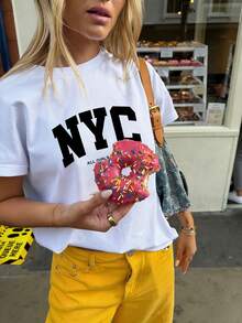 女士夏季新款字母 NYC 印花休闲度假风宽松多功能圆领白色短袖T恤，时尚日常上衣，适合日常穿着 - 白色 - 查看 1