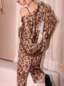 Gongdie 2pcs Disney Marie Cat Print Cotton Long Sleeve Pajama Set, Autumn/Spring - Brown - View 5