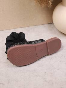 1 Pair Girls' Mesh Embroidered 3D Flower Peep-Toe Flat Sandals, Suitable For Spring And Summer, Princess Shoes - Black - View 8