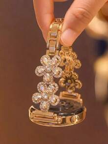 Crystal Flower Metal Strap For Galaxy Watch 7/6/5/4 Strap 40 Mm 44mm 47mm 46mm 41mm,Galaxy Watch 5 Pro 45mm,Galaxy Active 2,Galaxy The Watch 3,18/20/22mm, Compatible With HW Watch 5/4/3/2/1 And GT5/4/3/2, As Well As HW Watch Fit3/Fit4 And HW Band 8/9/10NFC - Gold - View 1