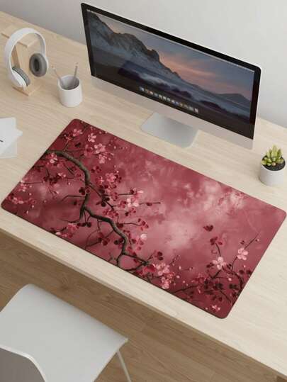 大尺寸防滑防水顺滑舒适中国风红梅花图案鼠标垫，适合游戏玩家、办公和宿舍使用，兼容鼠标和轨迹球，是送给游戏玩家的绝佳礼物。