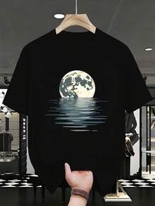 Camiseta Casual de Talla Grande para Hombre con Diseño de Luna y Agua Tranquila - Poliéster Suave, Cuello Redondo, Manga Corta, Ropa de Verano, Corte Relajado, Camiseta Casual de Verano | Diseño Tranquilo | Confección de punto, TALLA GRANDE - Negro - Ver 7