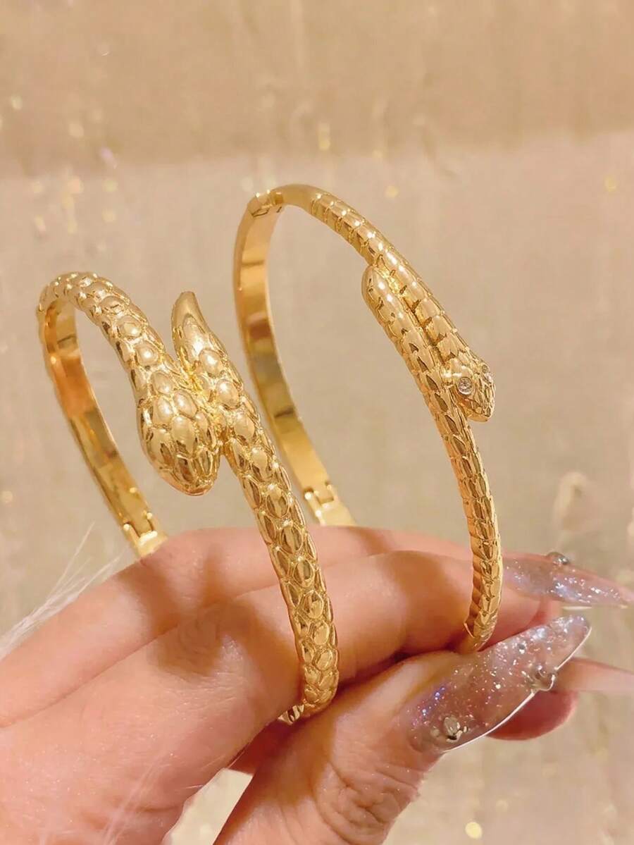 2/1golden Stainless Steel Bracelet,Inspired By The Snake-Shaped Aesthetic And Combines Modern Sharpness.Can Stand Out Whether For Work Or Socializing - Gold - View 1