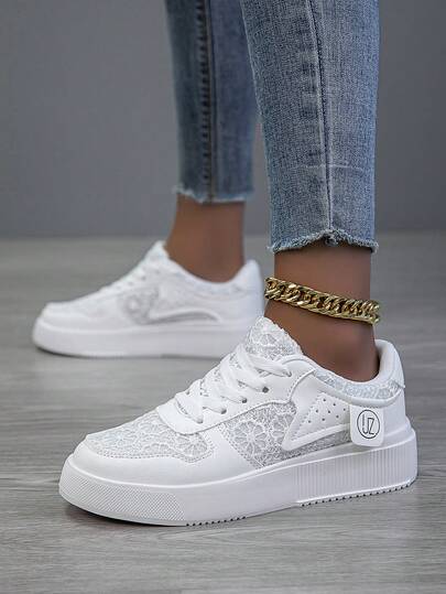 Women's Casual Shoes, Fashion Sneakers, Street Style Lightweight Skateboard Shoes