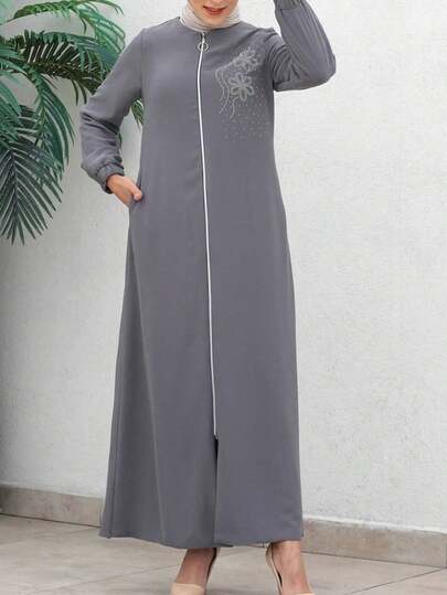 Ladies Elegant Solid Color Turkish Abaya Dress - Long Sleeves, Zipper Detail, Machine Washable