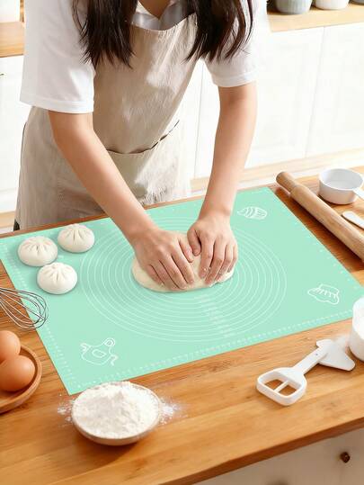 1 قطعة حصيرة عجن للمطبخ، المقاس 19.68 * 15.74 بوصة، مصنوعة من مواد غير لاصقة. لها سطح مضاد للانزلاق، مثالية لخبز الطاولة، رائعة لتحضير عجين البيتزا والكيك في غرفة الطعام.