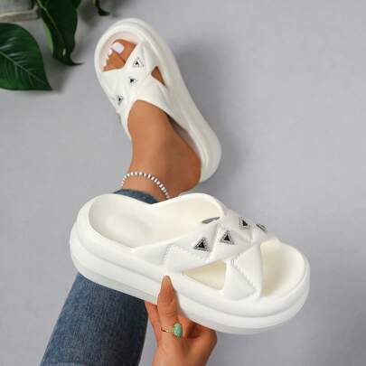 Sandalias de cuña con diamantes de imitación de suela gruesa para mujer, diseño de suela de 5 cm que aumenta la altura de forma discreta, alarga las líneas de las piernas, las mujeres de estatura baja pueden lograr fácilmente las proporciones de una supermodelo