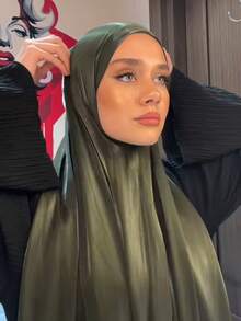 1件装女士基础款纯色丝滑优雅闪亮柔软头巾，阿拉伯休闲长款围巾，保守素色头巾，适合日常佩戴 - 橄欖綠 - 查看 2