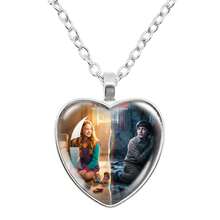 SHARLOVY 1pc TV Series Style Sweater Necklace, Unisex Retro Heart Pendant, New Year/Valentine's Day/Easter Gift [Random Style] - Multicolor - View 7