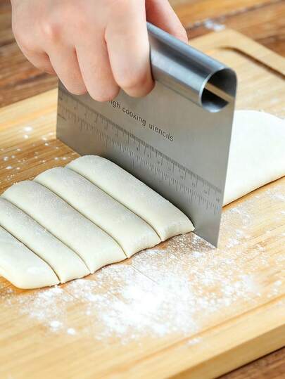 1pc Stainless Steel Dough Scraper With Measurement Scale, Dough Cutter, Heavy Duty Bench Scraper, Multipurpose Kitchen Tool For Baking, Dough Cutting, Icing, Chopping Ingredients