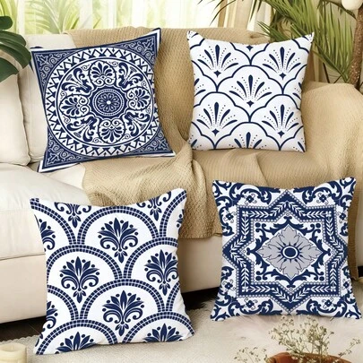 MEMNUN 4件套蓝白瓷器风格几何印花枕套【不含枕芯】，尺寸分别为17.7*17.7英寸（45*45厘米）/19.69*19.69英寸（50*50厘米）/15.75*15.75英寸（40*40厘米），【单面印花】复古曼陀罗扇形图案抱枕套，适用于房间装饰、家居装饰、卧室装饰，可用于沙发、床、客厅、卧室、汽车、办公室、酒店等场所，四季皆宜，是馈赠亲友的理想之选。