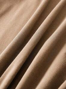 Kpop图案T恤，Kpop粉丝周边，宽松圆领短袖T恤，适合春夏休闲穿着 - 棕色 - 查看 4