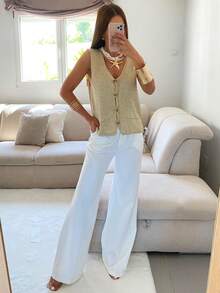 2026 Summer New Women's Vacation Gold Shiny Sleeveless V-Neck Ribbed Knit Button Front Crop Top, Regular Length, Slightly Stretchy, Suitable For Vacation, Dates, Parties, Beach - Khaki - View 4