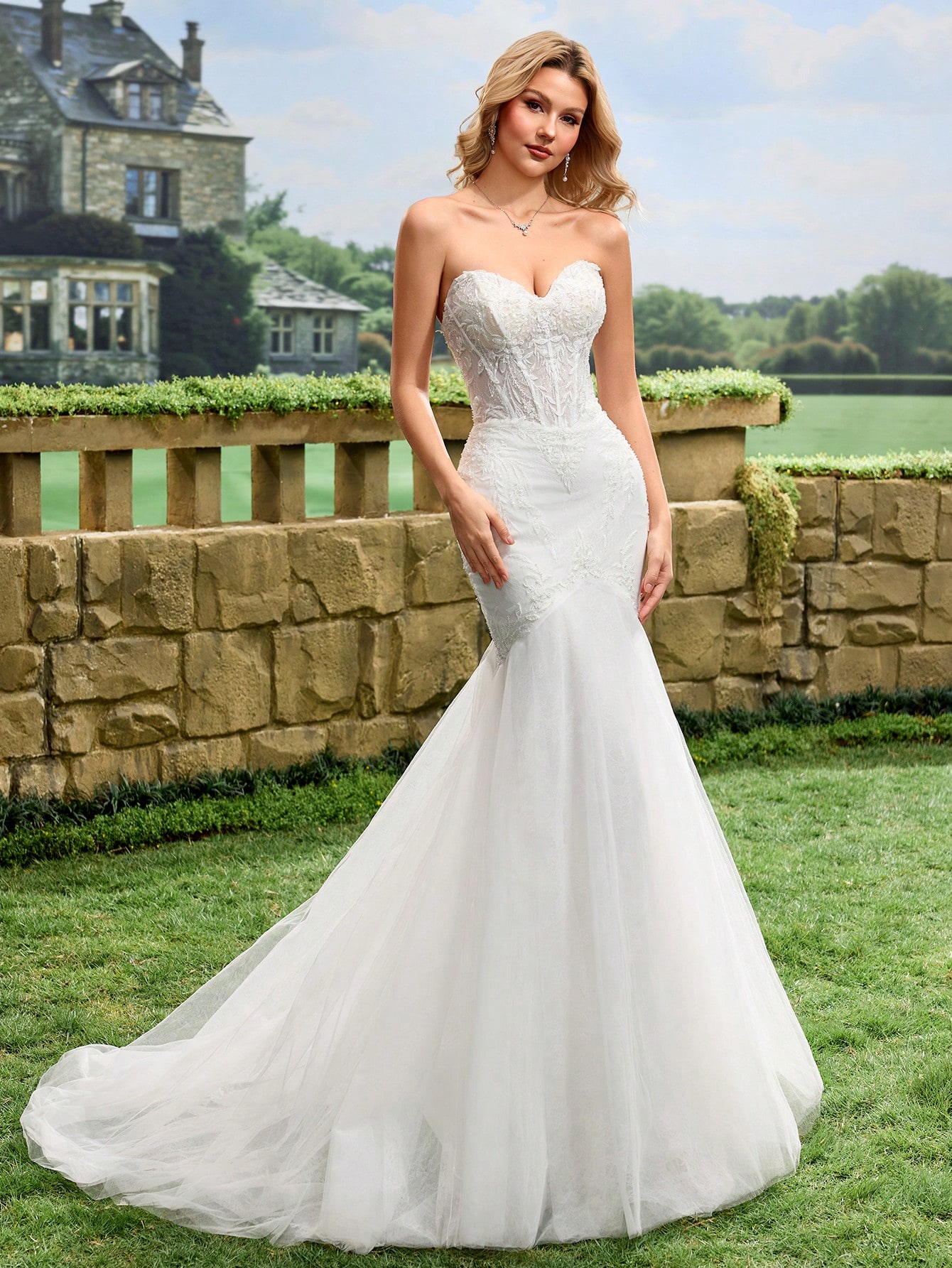 Fish Tail Wedding Dress, Bridal Main Veil, Strapless Embroidered Mesh Trailing Wedding Gown, White Wedding Dress, Church Wedding Ceremony Dress - image - 4