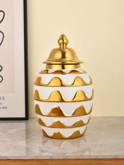 Elegant Floral Decorative Vase, Adds Elegance And Warmth To Your Home. Suitable For Living Room, Bedroom And Dining Room. A Beautiful Gift For Family And Friends.