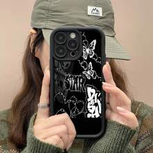 Funda para teléfono con diseño de mariposas, cadena, calavera y estrella en blanco y negro. Compatible con Samsung, Apple, VIVO, OPPO, , Transsion, ,  y Honor. Fabricada en silicona TPU, ofrece protección contra golpes y caídas. - Negro - Ver 3