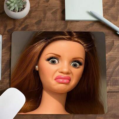 Humorous Expression Design Square Mouse Pad, Eye-Catching Desktop Decorative Protective Pad, Rubber Anti-Slip Lockedge Work Pad, Small Size Suitable For Laptop, Desktop Computer Games, Work, Daily Use