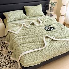 Guiqiqi Luxury European-Style Embossed Thickened Fitted Sheet - All-Season Thickened Warm Mattress Protector, Soft Machine Washable Bedding, Deep Pocket Design, Available In Multiple Sizes To Fit Single Beds, Standard Double Beds, King Double Beds, All Sizes (Without Pillowcase). - Green - View 9