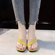 Sandalias de tacón alto para mujeres Sandalias transparentes de tacón alto con tiras cruzadas para mujer Novedad de verano Sandalias romanas de tacón fino y punta cuadrada con puntera abierta para mujer - Amarillo - Ver 4