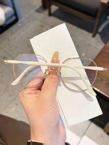 1副女士高品质学生圆脸平光镜片无度数电脑游戏手机防护眼镜 - 彩色 - 查看 2