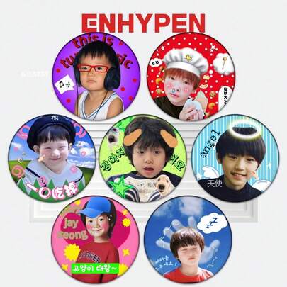 EN/HYPEN徽章，Sunghoon，JUNGWON，JAKE，NI-KI卡通卡片框贴纸，可爱包包挂饰，偶像照片卡套，笔袋装饰，闺蜜胸针，粉丝收藏礼物，节日/生日礼物