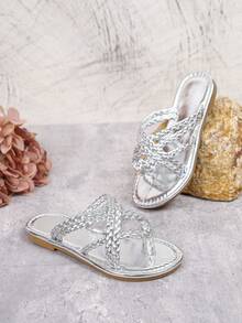 2026新款夏季时尚舒适金属亮片编织人字拖 - 銀色 - 查看 7