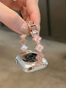 1 条女士镶钻星空表带，兼容 38/40/41/42/44/45/46/49 毫米表盘，兼容 Ultra/SE10/9/8/7/6/5/4/3/2/1 型号。 - 玫瑰金 - 查看 4