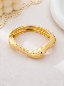 3pcs/Set Minimalist Gold-Tone Asymmetrical Water Drop Thick Textured Bangle Bracelet Set, Suitable For Women, Chunky Smooth Matte Heavy Metal & Zinc Alloy Material - Yellow Gold - View 6