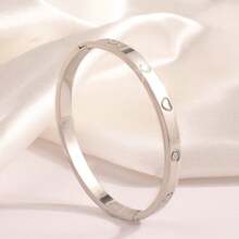 1 pieza Pulsera de acero de titanio con forma de corazón y rhinestones, chapada en oro de 18K, de moda y de alta gama, adecuada para uso diario y como regalo - Pulsera en forma de corazón - Ver 4