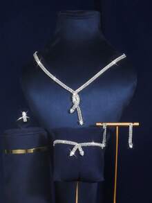 1 Copper-Based Sparkling Zirconia Necklace + 1 Luxurious Zirconia Bracelet + 1 Pair Elegant Zirconia Earrings + 1 Graceful Zirconia Ring, 5-Piece Bridal Wedding Jewelry Set For Party, Wedding, Banquet, Bridal Photography, Gift - Silver - View 5