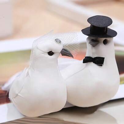 2件套婚礼鸽子，人造泡沫和平鸟摆件，带高顶礼帽和面纱，是婚礼蛋糕顶部装饰、新娘送礼会和花艺布置的理想装饰品。