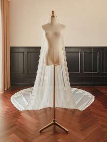 One Layer Ivory Long Lace Bridal Veils With Metal Comb Fall Clothes For Women - trắng - Xem 3