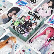 124张/92张 ILLIT 单曲专辑《NOT CUTE ANYMORE》小卡套装，包含 Lomo 卡、全息收藏卡、贴纸、双面高清小卡、书签 - NOT CUTE ANYMORE！ILLIT 成员小卡和贴纸全套收藏！ - 彩色 - 查看 2