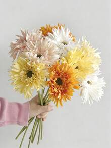 4 PIEZAS La flor artificial Gerbera es flexible y resistente al color, hecha de tela de seda, lo que la convierte en una opción ideal para paredes de flores DIY y decoraciones de escena. Estilo minimalista moderno, múltiples colores para elegir, cabezas de flores redondas - perfectas para jarrones de sala de estar y dormitorio, bodas, fiestas, decoración del hogar, decoración de escritorio y decoración de habitaciones festivas, decoración de primavera. - Multicolor - Ver 2