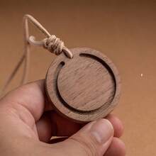 圆形木质车载香氛扩散器，简约设计/天然木材/精油香薰扩散器，可悬挂于卧室、衣柜、包包或车内，简约礼物 - 1PC - 查看 8