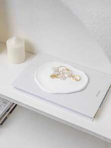 1pc Nordic Style Simple Asymmetrical Storage Tray, Gypsum Plate Jewelry Decor Photo Prop Household Item - Multicolor - View 6