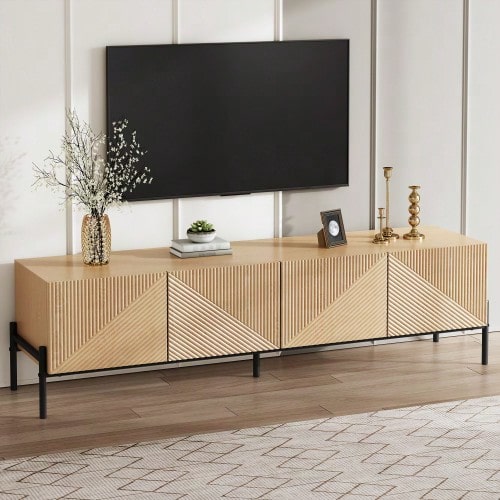 Moderner TV-Schrank,TV-Lowboard, 4 Türen Aufbewahrung,Geometrisches Design, 3D-Textur,Modernes Wohnzimmer Möbel - Natural - View 1