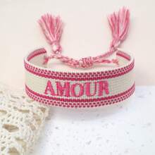 1条手工刺绣法式“AMOUR”创意编织复古风格手链，适合情侣佩戴，节日礼物，祝福手环 - 玫紅色 - 查看 6