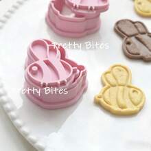 Cute Bee Cookie Cutter Cartoon Animal Pressable Biscuit Embosser Mold Cookie Stamp DIY Fondant Cake Decorating Tools - Bee - View 3
