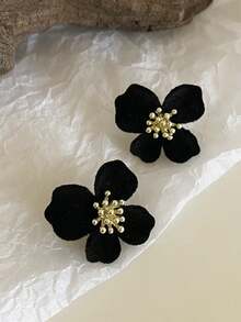 1 Par de Brincos de Botão Florais Elegantes e Aveludados Personalizados, Versáteis para Uso Diário, Festivais e Festas pelas Mulheres - flores flocadas - Visão 3