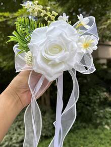 2朵玫瑰花汽车装饰（带吸盘），配绿叶、白色小花和紫白薄纱丝带装饰，适合浪漫场合，例如婚车装饰。 - 多色 - 查看 8
