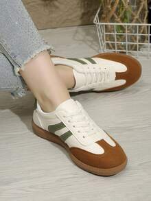 Women's Casual Sneakers, Flat, Lightweight, Comfortable Fitness Walking Shoes, Skateboarding Shoes - Green - View 4