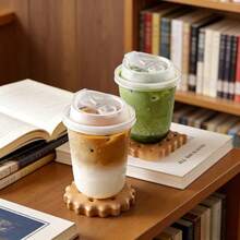 这款多功能杯适用于盛装热饮、冰沙、果汁，居家户外皆可使用，也适用于盛装啤酒和葡萄酒。 - 彩色 - 查看 3