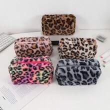 1pc Large Capacity Leopard Print Plush Cosmetic Bag, Unisex Travel Toiletry Pouch, Soft Plush Lining, Suitable For College And Daily Use - Leopard Print - View 3