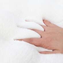 1 件柔软蓬松白色圆形地毯，适用于卧室、客厅、书房、办公室、入口处，可用作舒适地垫，可水洗防滑，是温馨的家居装饰，适合室内四季使用，高端简约客厅地毯，圆形卧室地毯，床边地毯，圆形地毯，仿毛皮地毯，浴室地毯，装饰地毯，白色仿毛皮地毯，门垫，卧室装饰，家居装饰，秋季家居装饰，房间装饰 - 白色 - 查看 4