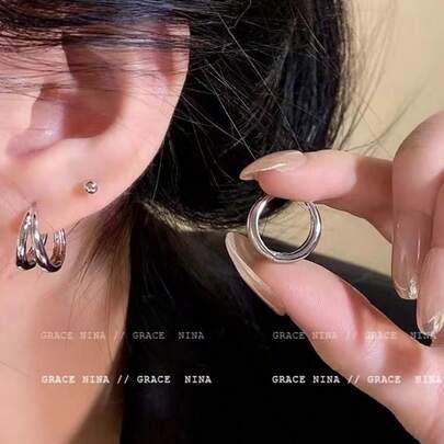 一对优雅轻盈的奢华低调精致耳环 - 时尚与优雅的完美融合，适合女性日常、派对、约会、购物、节日、送礼、情人节、嘉年华等场合。