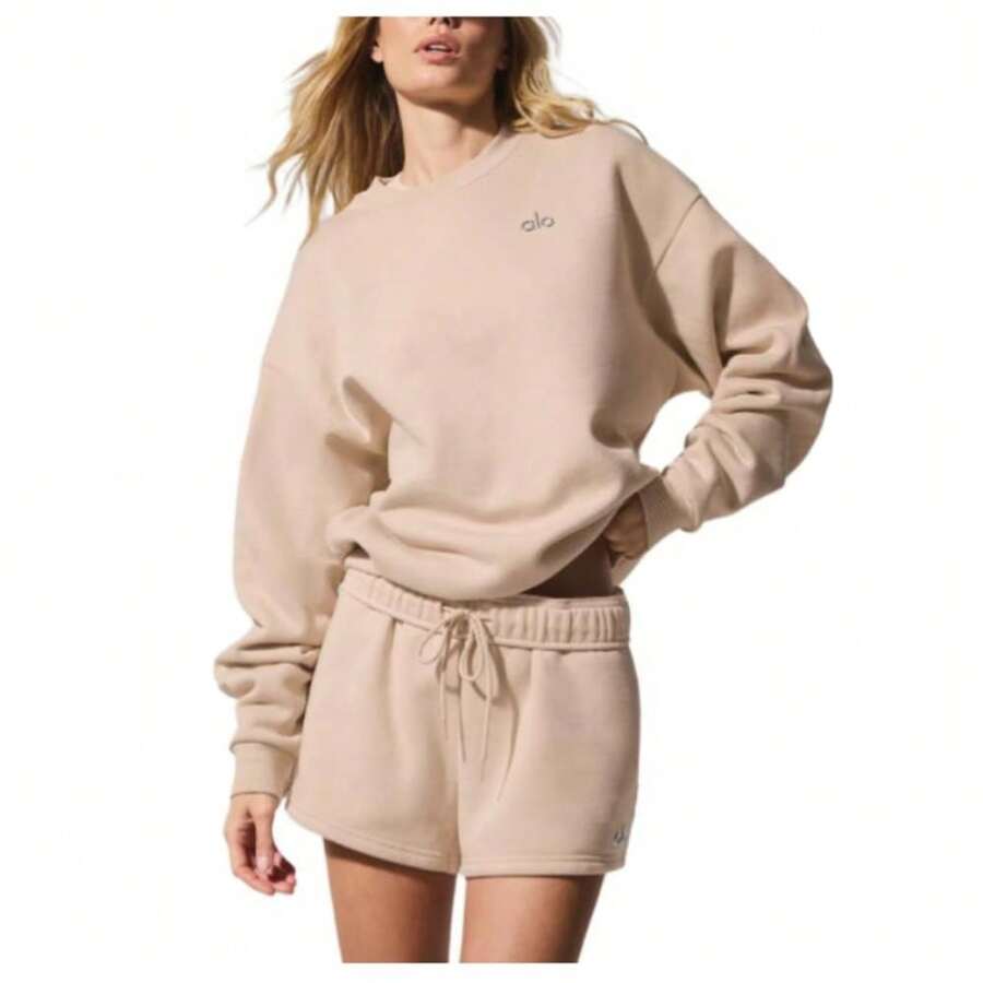 Alo Yoga Women's Accolade Crew Neck Sweatshirt | Premium Heavyweight French Terry Fleece Pullover | Luxury Soft Oversized Gym Sweater | Classic Athletic Streetwear Jumper | Urban Fashion Loose Fit Casual Lounge Wear With Iconic Chrome Logo - Macadamia - View 1
